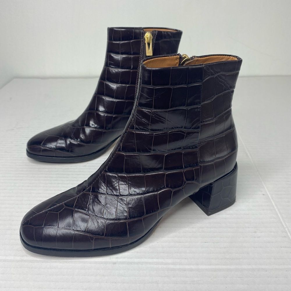 Croc-Embossed Leather Chocolate Brown Ankle Boots Square heel Size 5.5